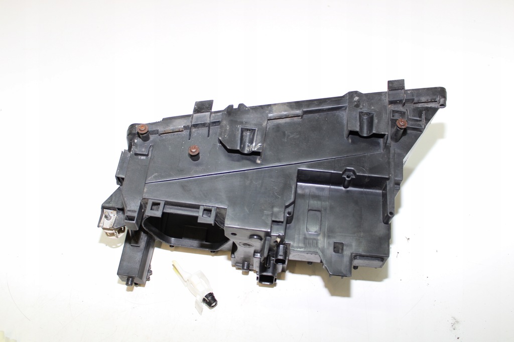 BMW E38 LIFT LAMPENGEHÄUSE VORNE RECHTS OHNE XENON + REGLER Product image