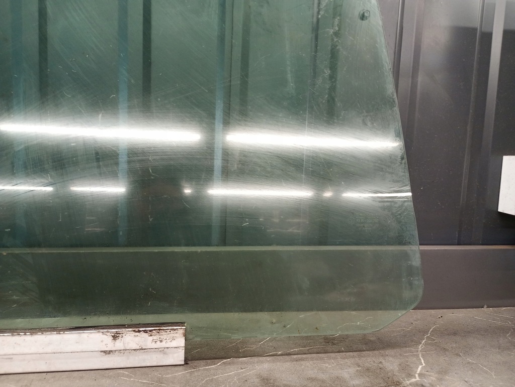 Rechter Glas Heck Ford Escort IV 93r Product image