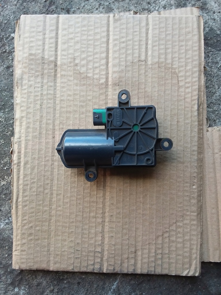 MERCEDES W176 A-KLASSE THROTTLE AMG AUSPUFFKLAPPENSTEUERUNG Product image