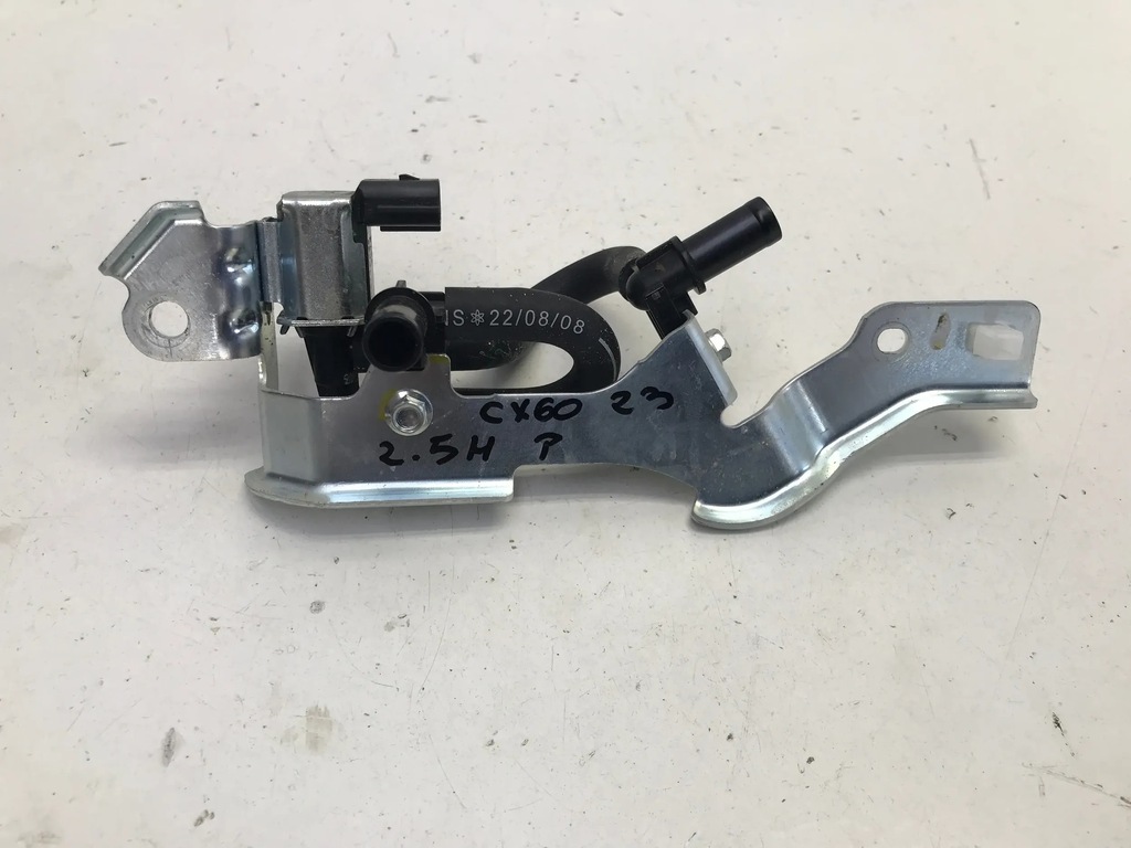 MAZDA CX-60 CX60 2023 2,5 HYBRID VAKUUMDRUCKVENTIL K5T48582 Product image