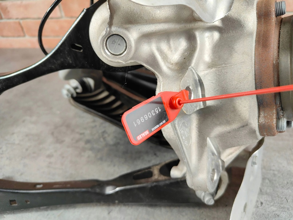 BMW G01 X3 G02 x4 links nach hinten nach hinten + Schwingungen 6879751 Product image