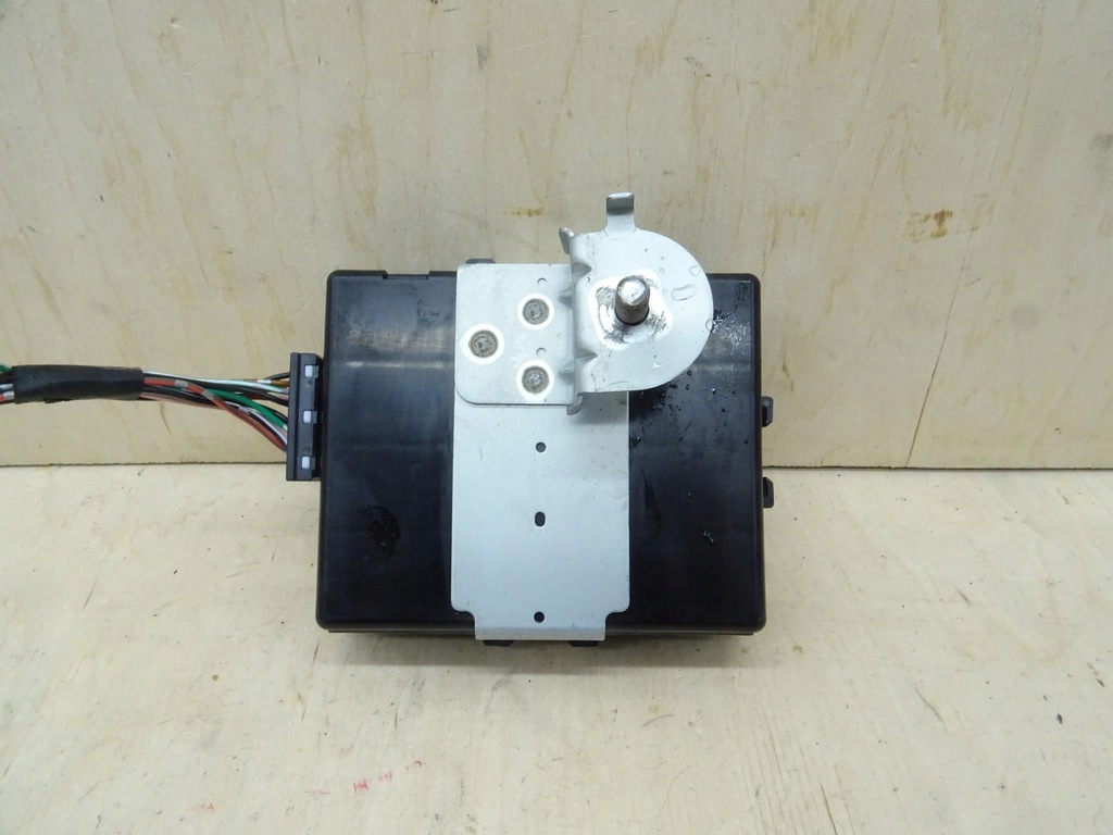 CITROEN C-CROSSER PDC-CONTROLLER-MODUL MN141634 Product image