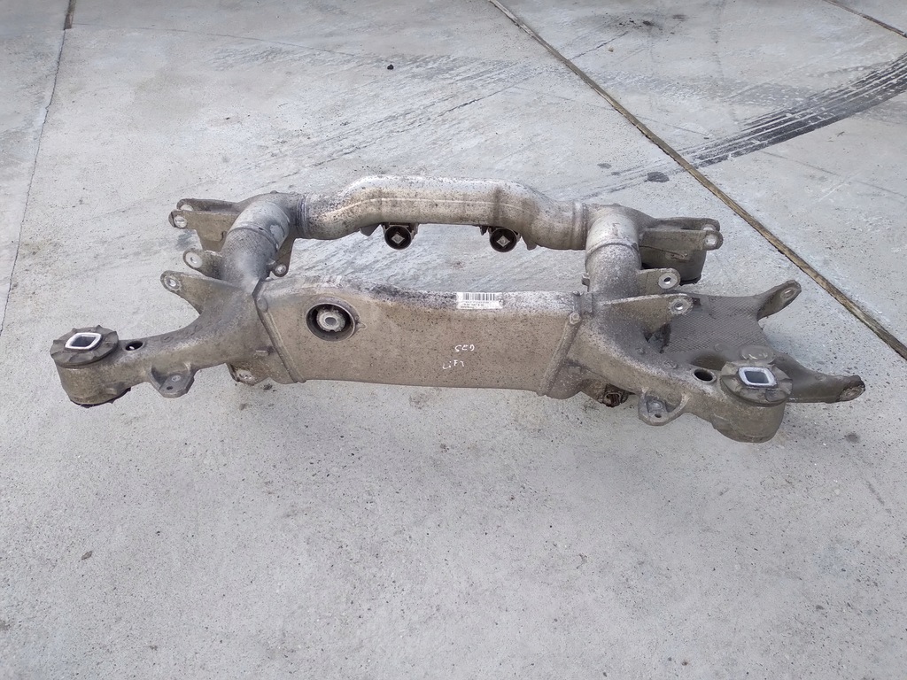 BMW E60 520d Polift-Aufhängungsträger, hinteres Drehgestell Product image