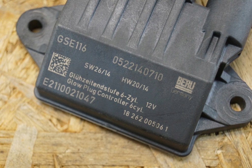 GLÜHKERZEN RELAIS MERCEDES W204 W212 3.0 CDI 0522140710 Product image