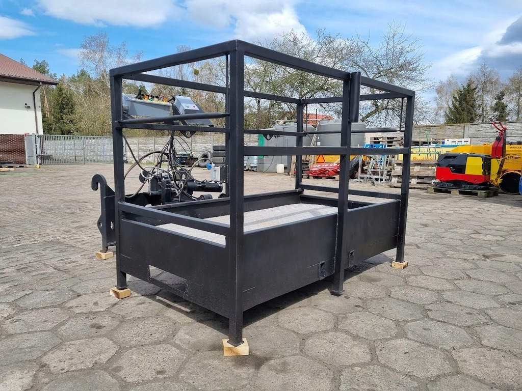 HYDRAULISCHER ARBEITSKORB MIT STEUERUNG * MERLO MANITOU DIECI TEREX Import Product image