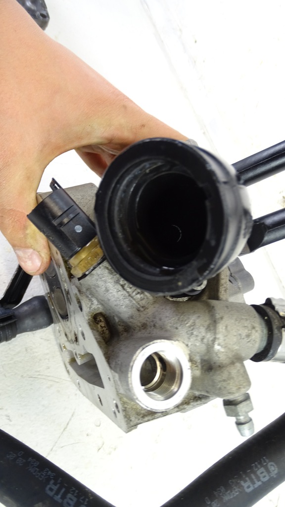 BMW C1 125 00-03 Kopfwellen-Ventil-Verbindungssatz Product image