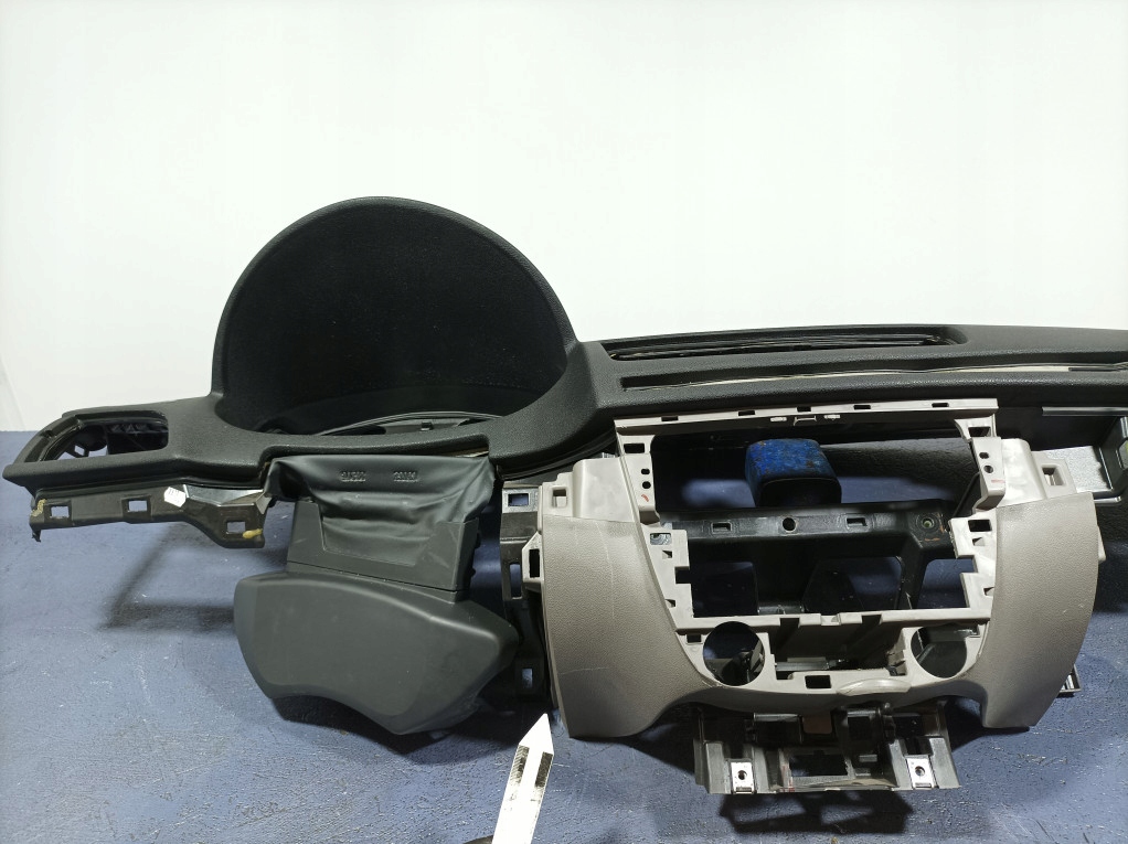 RENAULT MEGANE III DASHBOARD COCKPIT KISSEN EU GÜRTEL Product image