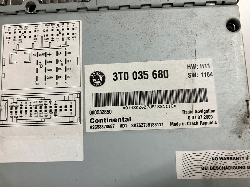 Radio Navi Navigation Columbus Skoda Octavia 2 II Lift 3T0035680 Product image