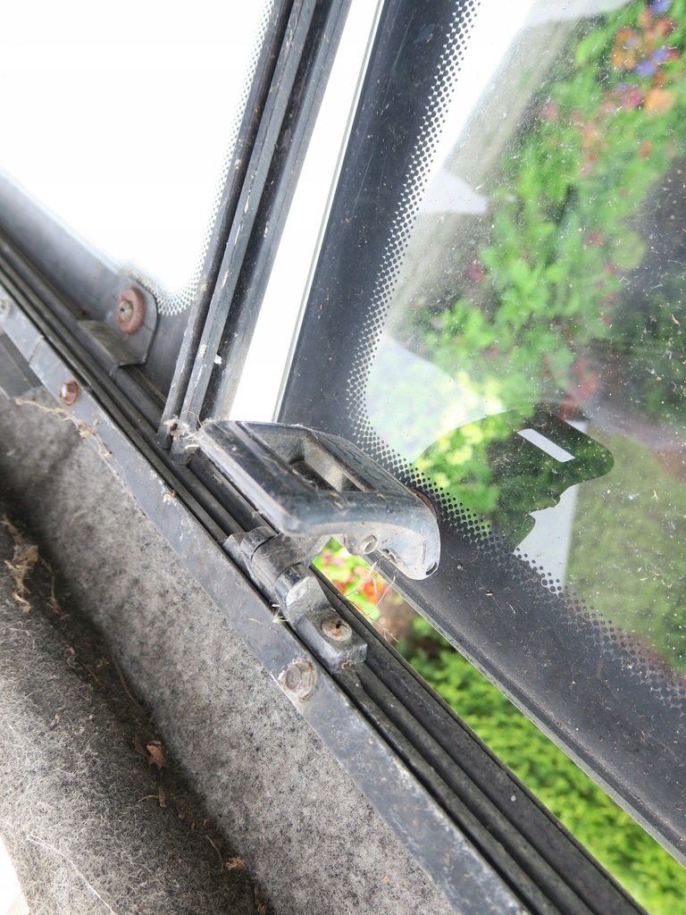 PAKA KAROSSERIEABFACH MITSUBISHI L200 2 II 96-01 Product image