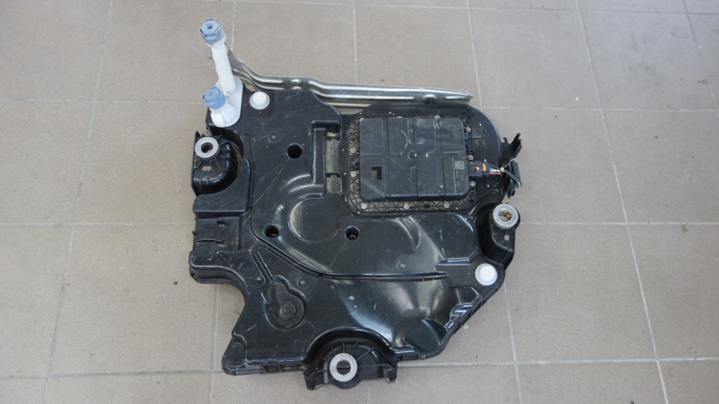 PEUGEOT 3008 LIFT C4 II ADBLUE AD BLAUER TANK Product image