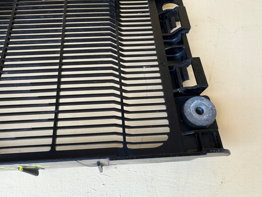 BMW 3 III F30 11-18R KÜHLERRAHMEN 17118625445 Product image