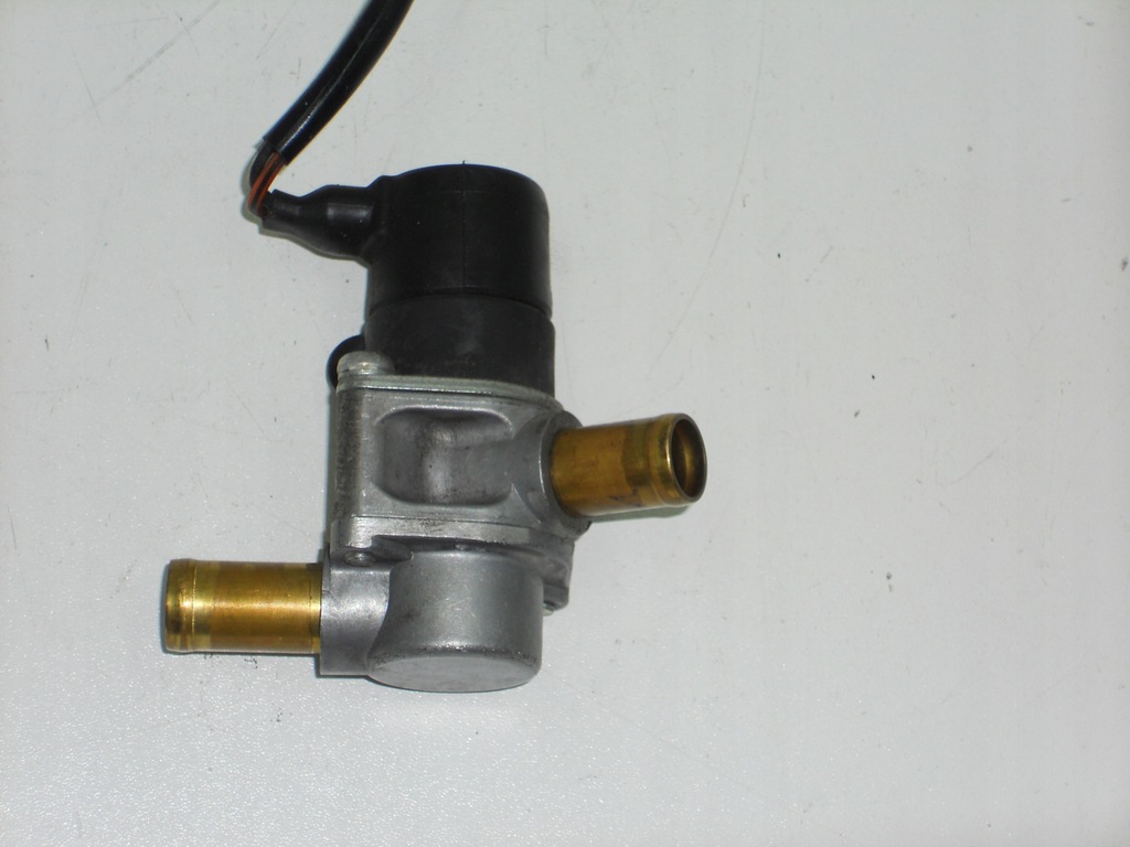 TRIUMPH SPRINT ST 1050 (05-10) PUMPENVENTIL ORIGINAL Product image