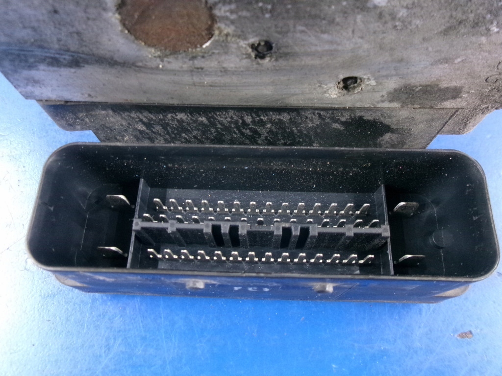 Hyundai Tucson und JM ABS-Pumpe 58920-2E550 Mando 5WY7611A Controller Product image
