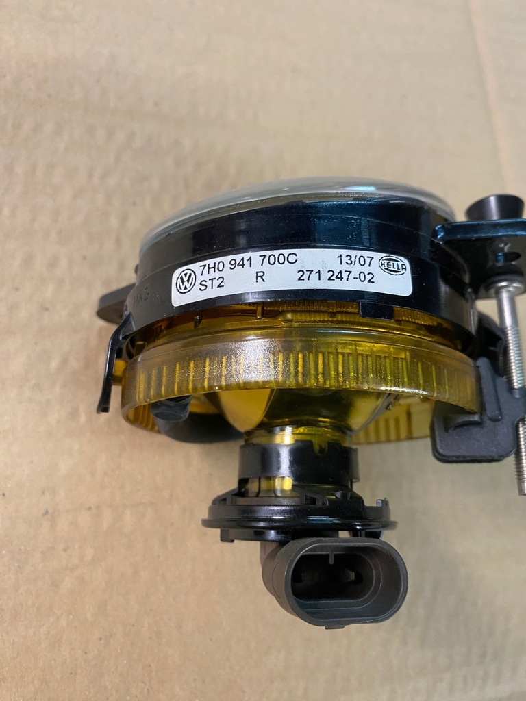 Halogen vorne Skoda Fabia II Octavia II VW Transporter T5 Product image