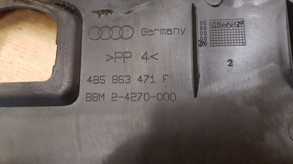 HINTERE KOFFERRAUM-SIGNALABDECKUNG AUDI A6 C5 LIMOUSINE Product image