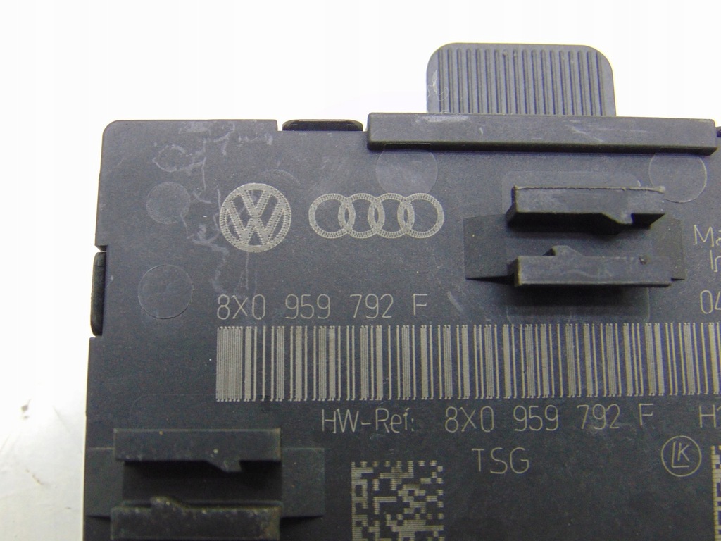 TÜRSTEUERMODUL VORNE RECHTS AUDI A1 8X 8X0959792F Product image