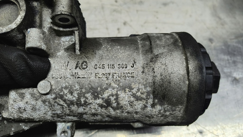 VW Audi Skoda 2.0 TDI Ölfiltergehäuse 045115389J Product image