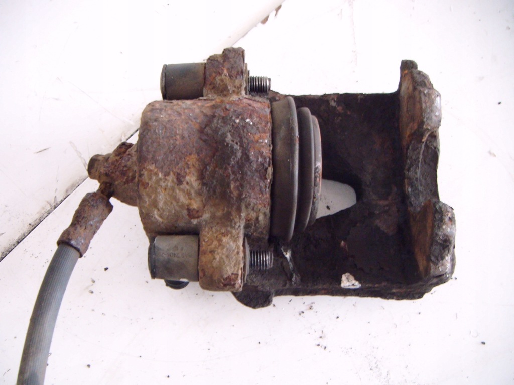 SKODA OCTAVIA 2 II 04- VORDERER BREMSSATTEL Product image