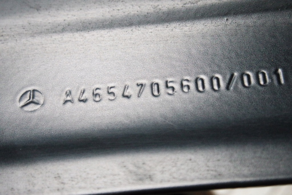 MONTAGEHALTERUNG MERCEDES G W463/4 A4654705600 Product image