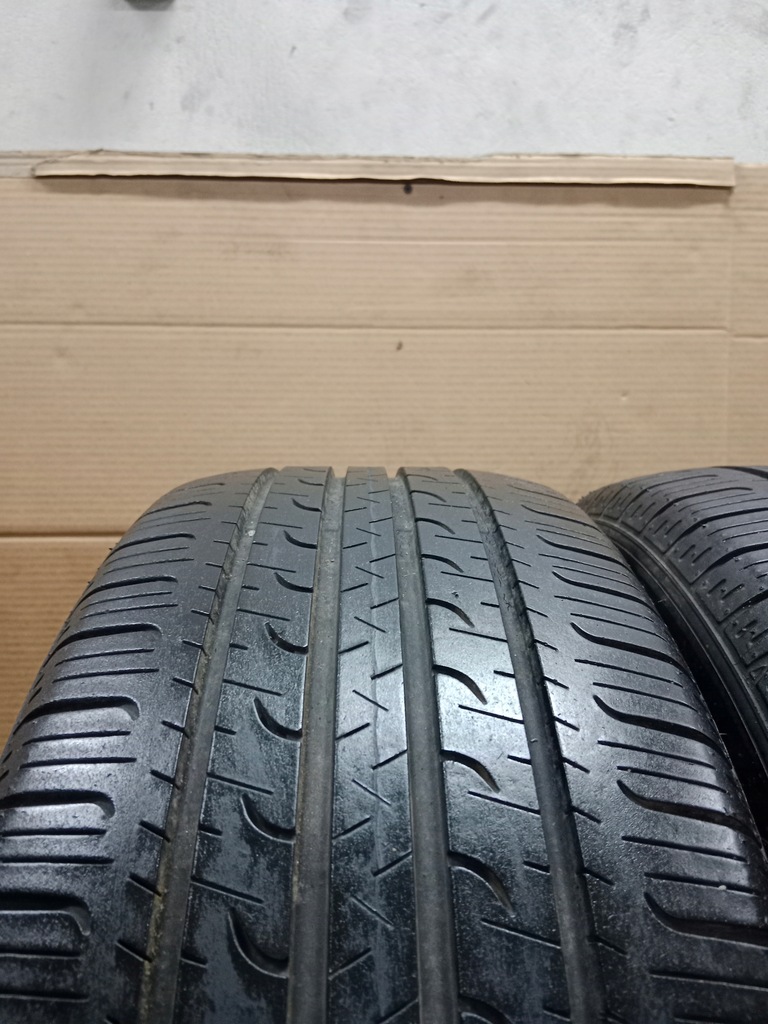 GOODYEAR EFFICIENTGRIP SUV 4X4 225/55 19" Product image