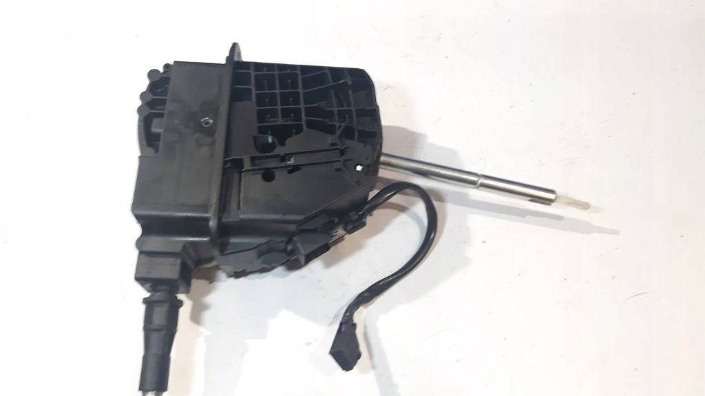 Volkswagen PASSAT B7 2014 Wagenheber und Wähler Product image