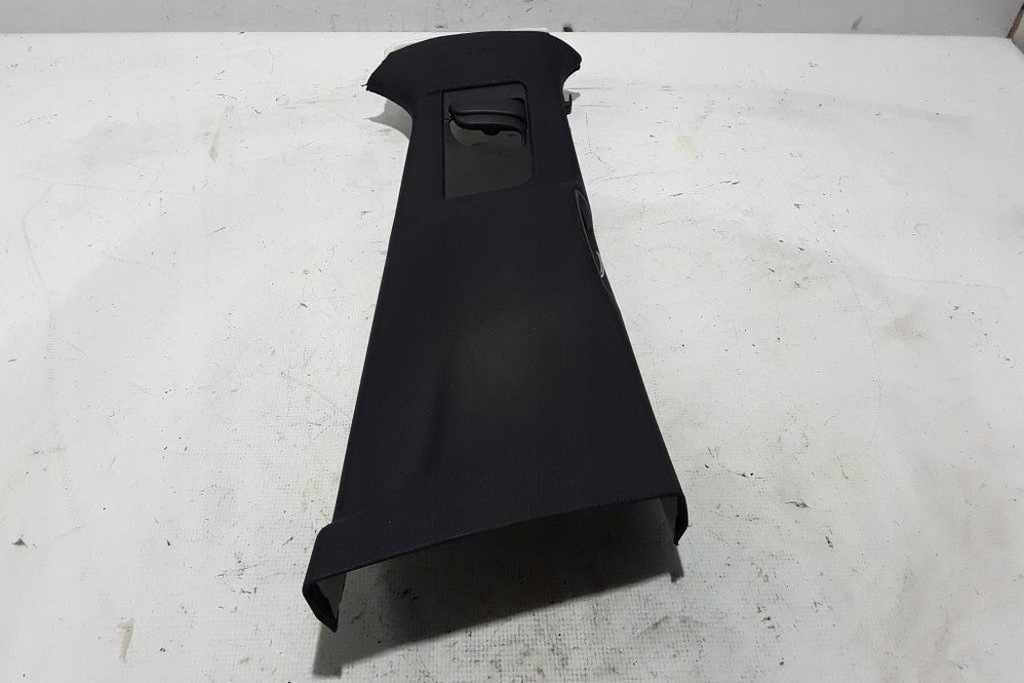 Jurist Rights Side Deckung Volvo 31479219 2.0L Benzin 2022 Product image