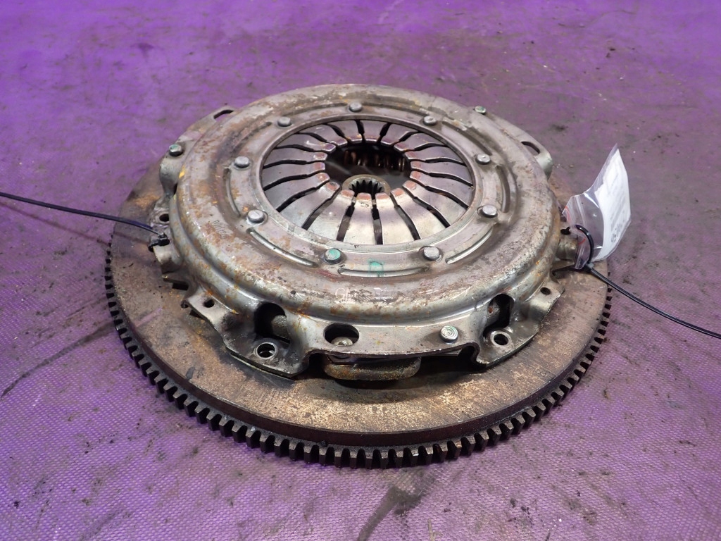 OPEL CORSA D 10-20 LIFT 1,2 85KM KUPPLUNGSDRUCKSCHEIBENSCHWUNGRAD Product image