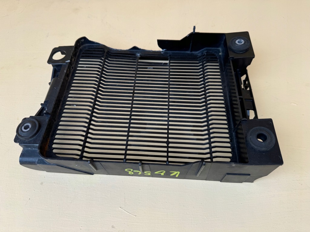 BMW 3 III F30 11-18R KÜHLERRAHMEN 17118625445 Product image