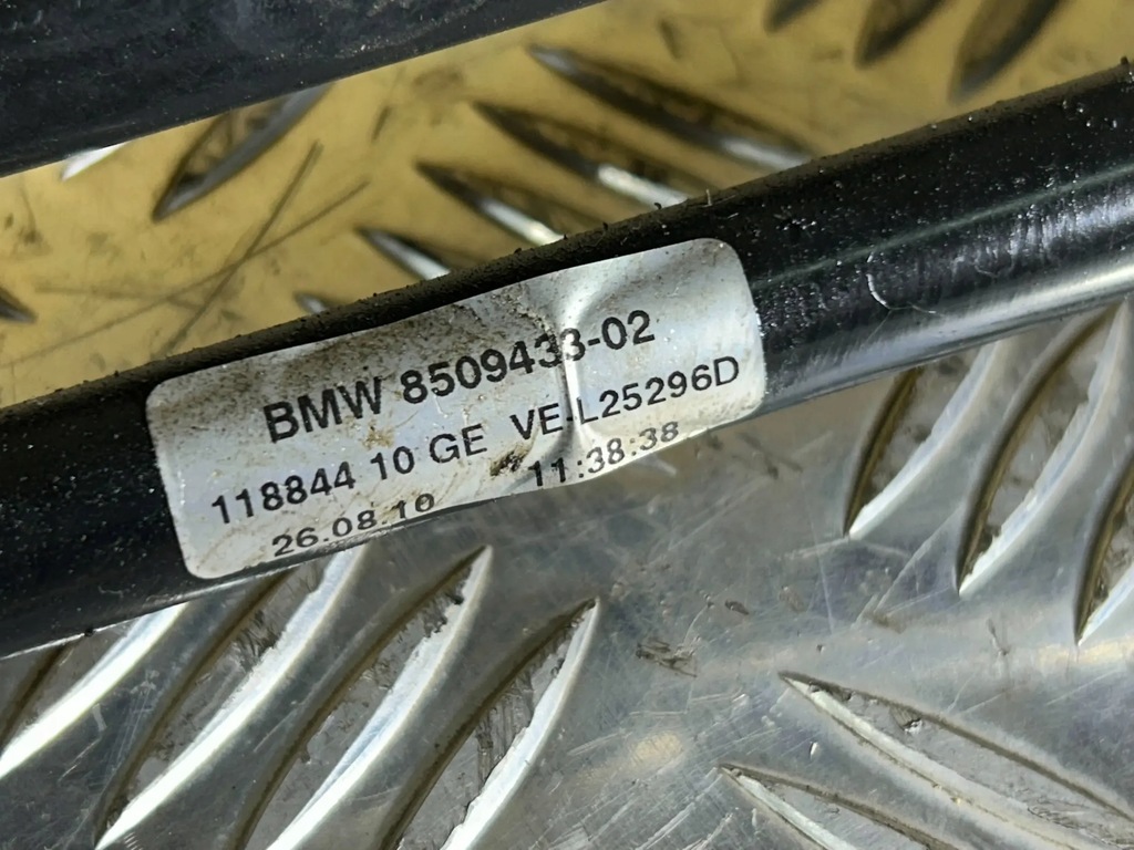 Getriebeölkühlerrohr / Schlauch BMW 5 F10 F11 2013 N57 8509433 Product image