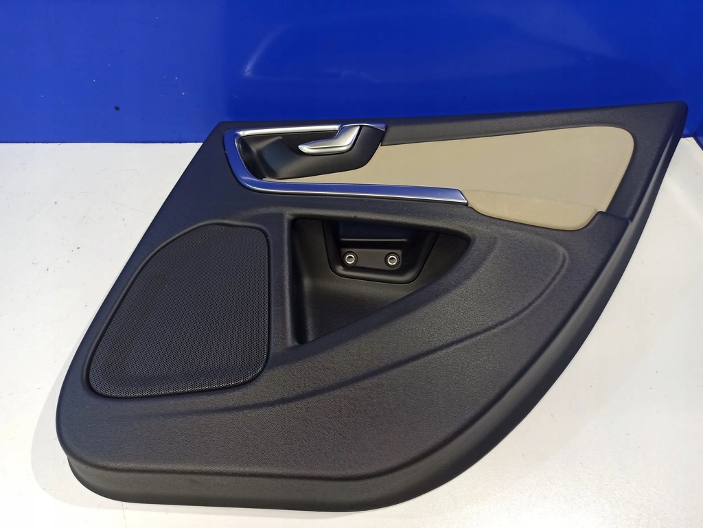 Volvo S60 2015 Türverkleidungen hinten rechts Product image