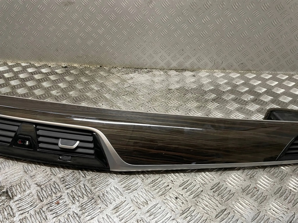 CENTER AIR AIR GRILLE BOARD DECOR BMW 5 G30 G31 Product image