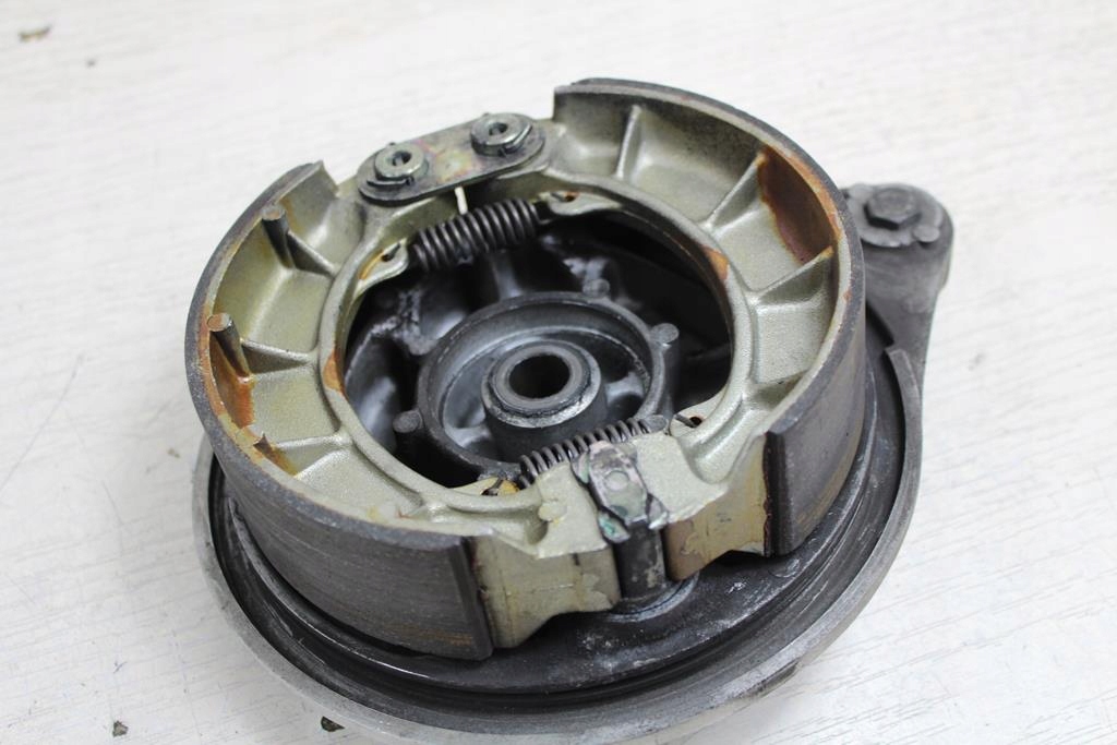 HONDA CX500 C BREMSTROMMEL HINTERE SCHUHE Product image