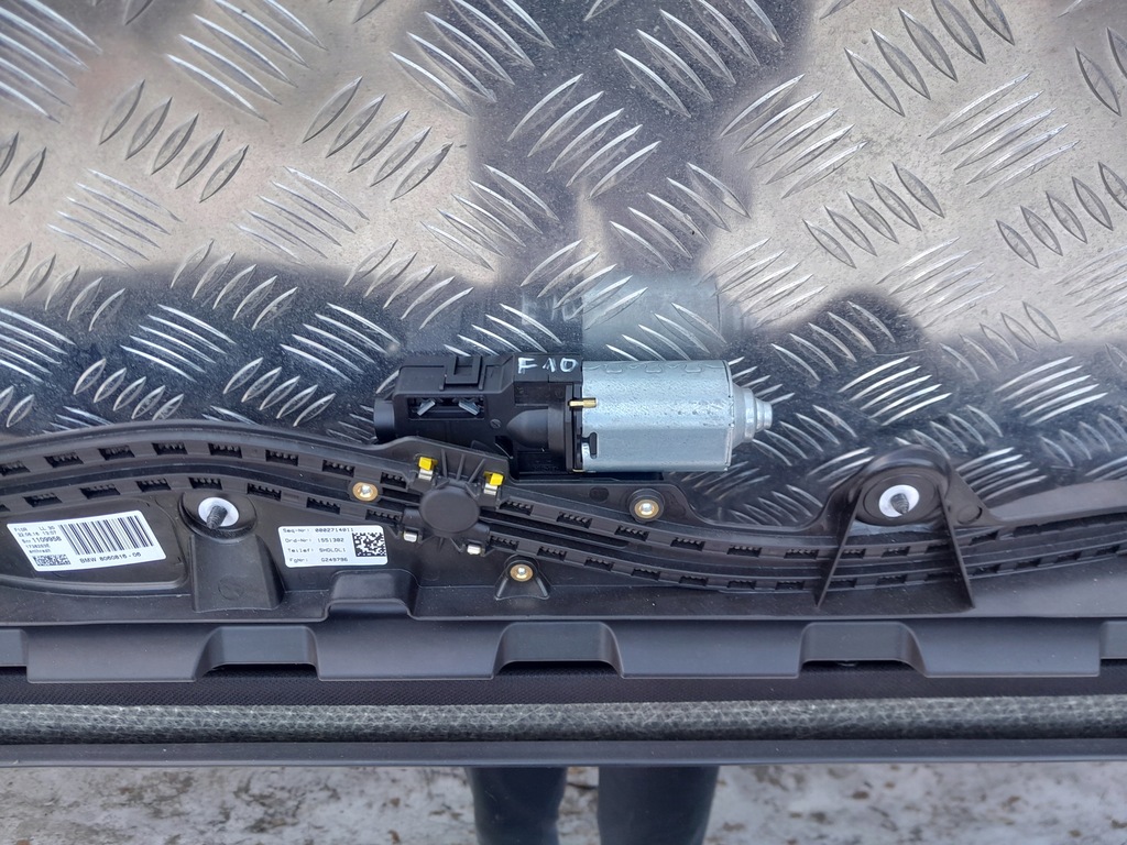 KOMPLETTE SONNENDACH-DACHSCHEIBENFÜHRUNGEN BMW F10 5 11-17 SEDAN 8060816 Product image
