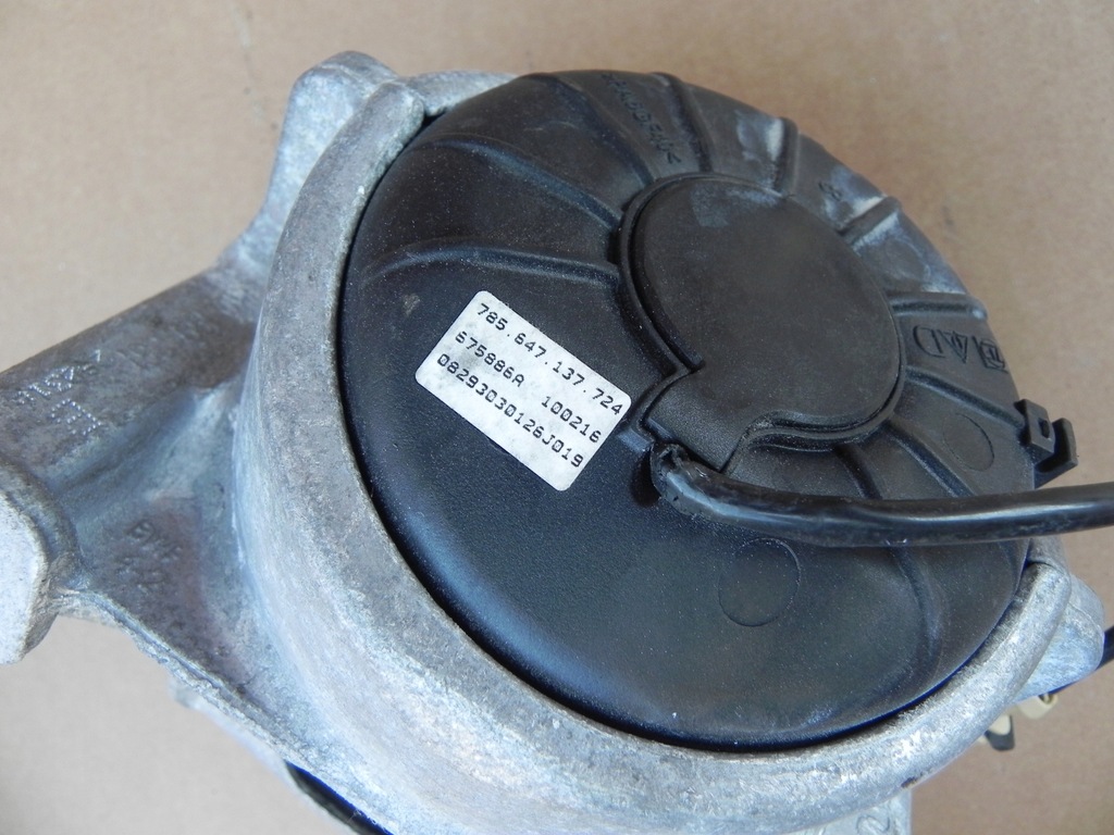 AUDI A5 8T 8T0 A4 8K QUATTRO LAPA ENGINE MOUNT SENSOR Product image