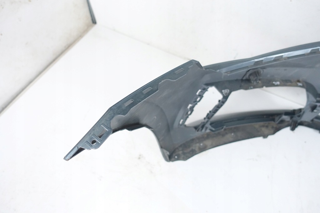 Skoda Scala 657 2019- vordere Stoßstange 657807221 Product image