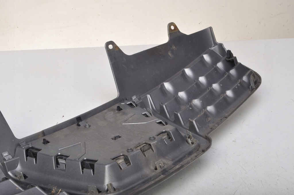 NISSAN QASHQAI J10 BETRUGGRILL 62310JD000 Product image
