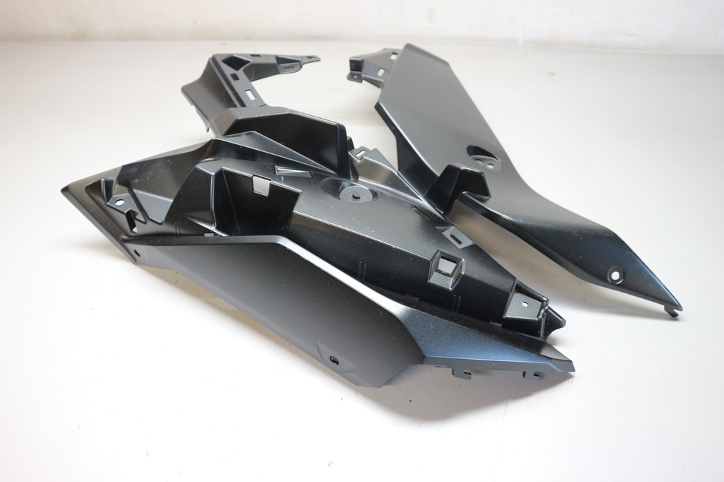 Suzuki GSXS 1000 GT BOK BOCK-GLEIDE FÜNF 94482-48K0 Product image