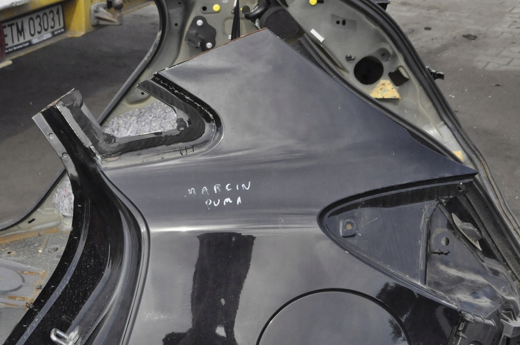 FORD PUMA II MK2 GESAMTES HINTERES ASS-BAD HINTERER RIEMEN LINKS RECHTS VIERTEL Product image