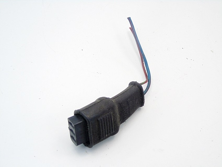 STECKER INSTALLATIONSWÜRFEL AUDI 80 B4 B3 100 C4 90 Product image
