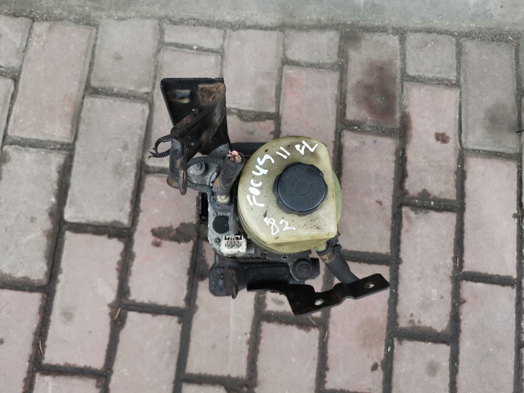 POWER PUMPE 4M513K514CA FORD FOCUS MK2 Product image