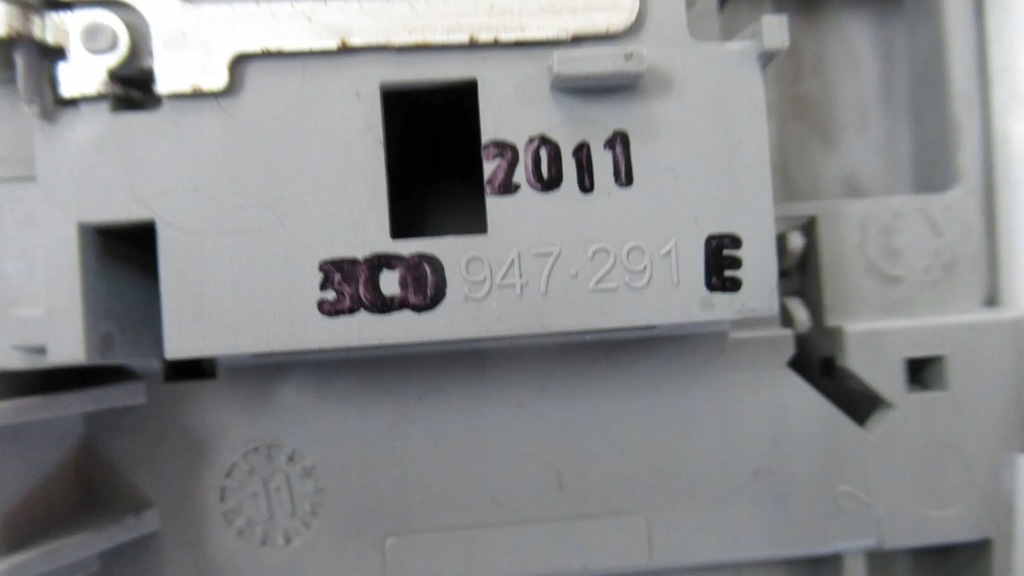 VW PASSAT B7 KABINENBELEUCHTUNG 3C0947291E Product image