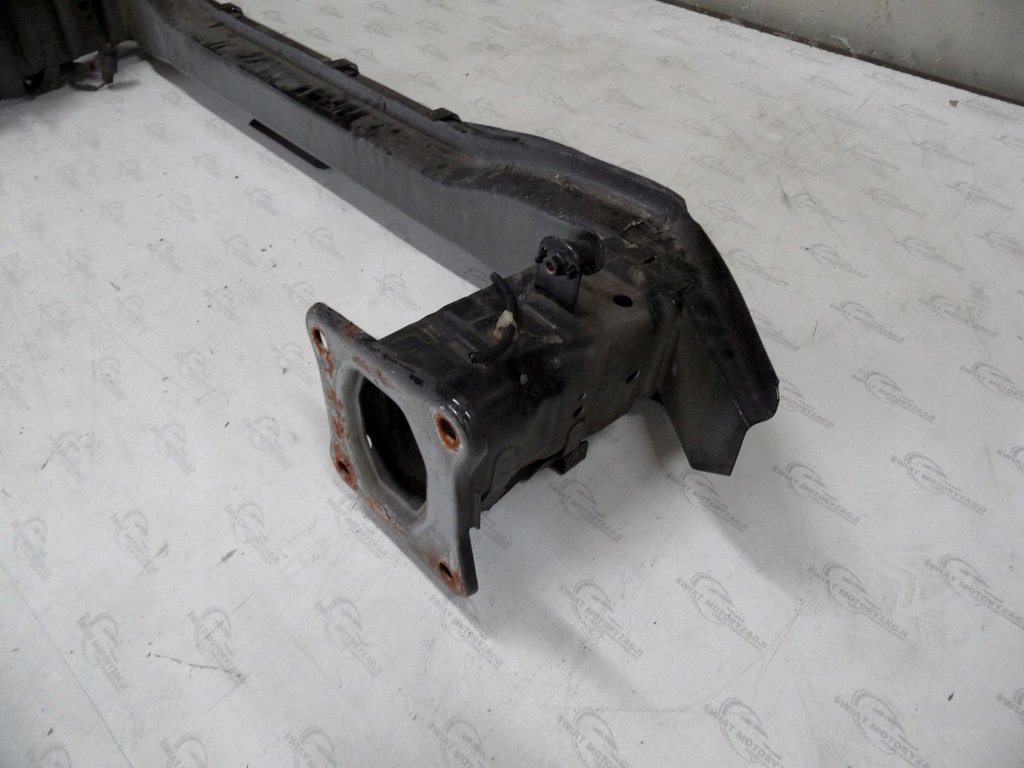Ford Focus MK3 III 12R Stoßfänger vorne FOC1-72803 Product image