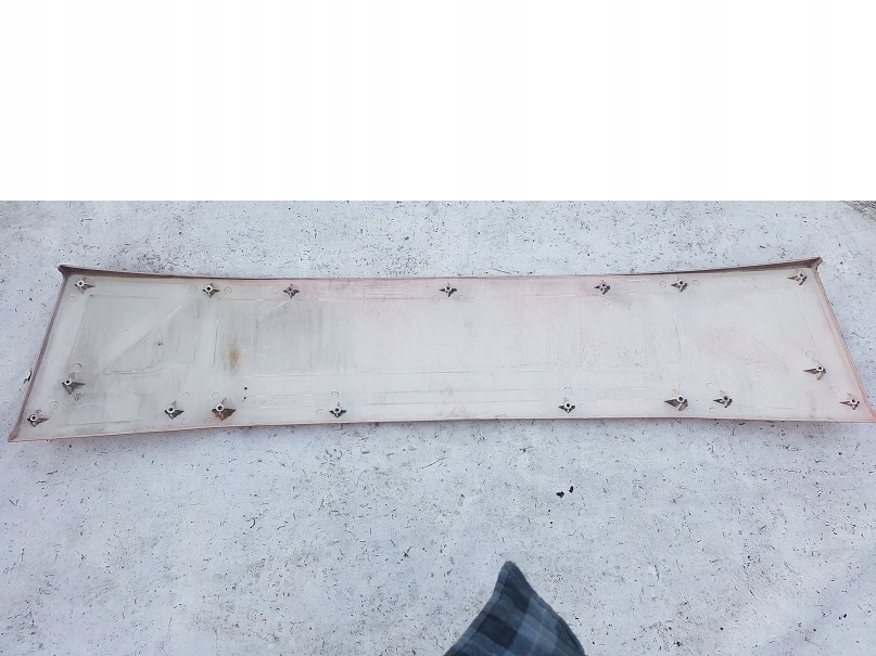 Motorhaubenleiste, oberer Grill, rot, DAF 45 55 LF, Euro 5 Product image