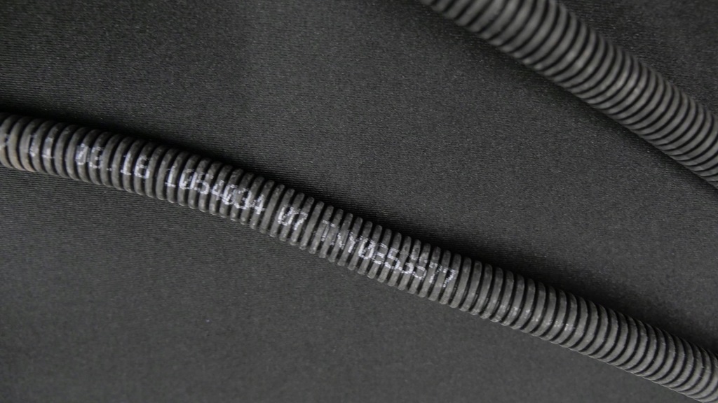 BMW F33 F83 E93 Dachwasserauslassschlauch 7187745 Product image