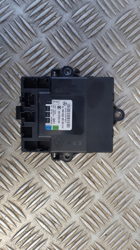 MERCEDES B-KLASSE W245 COMPUTERCONTROLLER LINKS HINTEN A1698208526 Product image