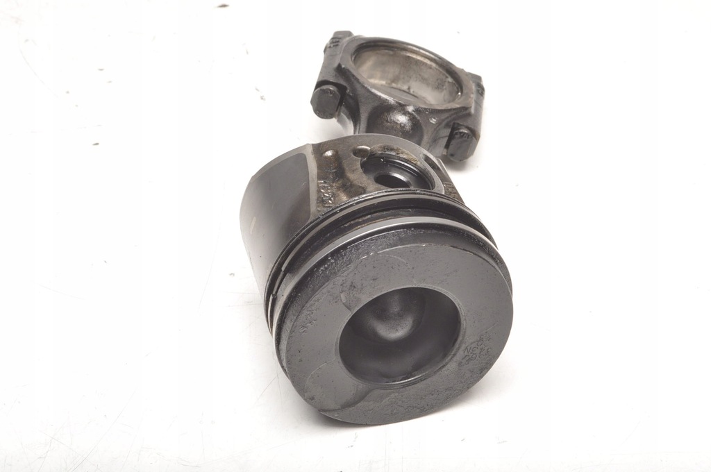 FORD FOCUS MK2 KOLBEN MIT PLEUEL 085190 Product image