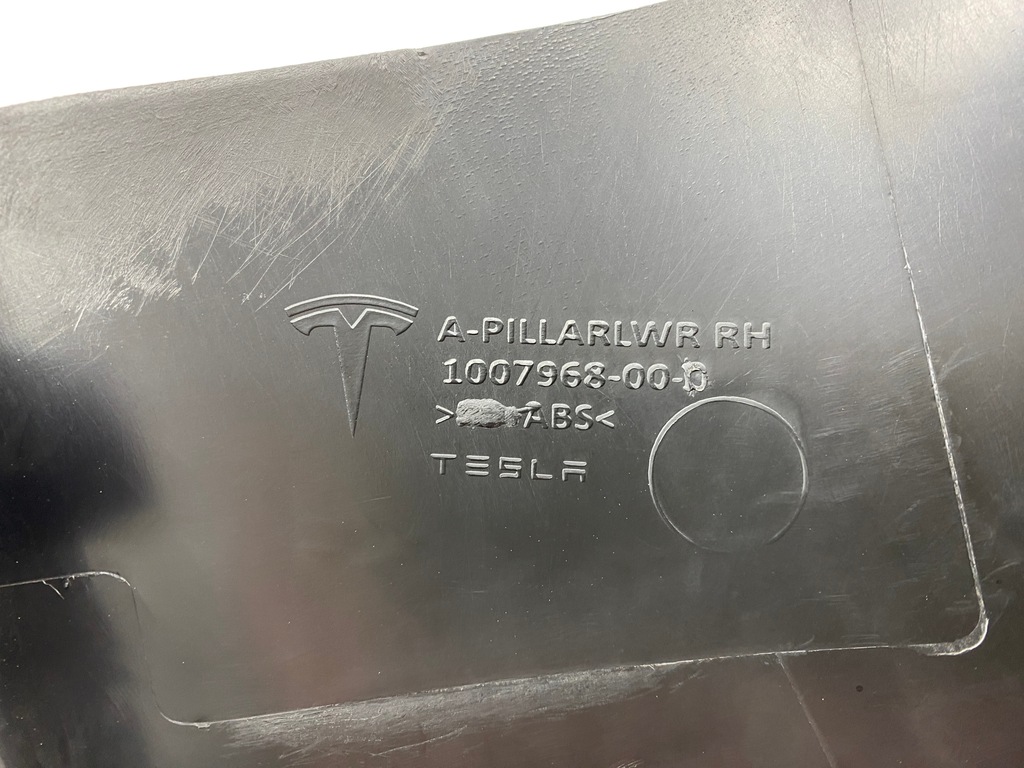 Schwellerleiste rechts vorne Tesla S EU ORG Product image