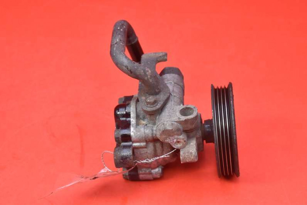 POWER PUMP 57110-1C301 HYUNDAI GETZ 1 I 1,3 12V 04R Product image