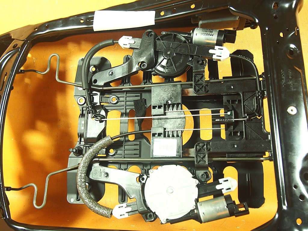 Audi A5 8T LIFT 14KM Sitzlehnenrahmen LINKS Motoren 8t8881880 Product image