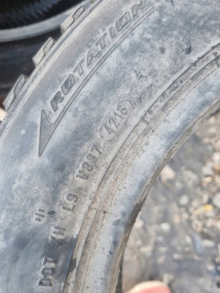 175/65R15 Pirelli Cinturato Winter Product image